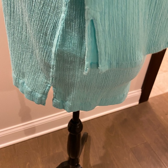 Lilly Pulitzer tunic top. Turquoise blue with embroidery - Picture 3 of 5